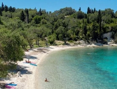Γερμανικά ΜΜΕ για τουρισμό: Ελλάδα ή Ισπανία το δίλημμα